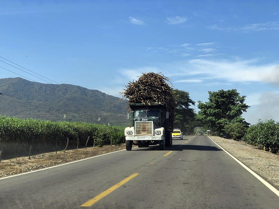 sugarcane-truck-front-villa-purificacion
